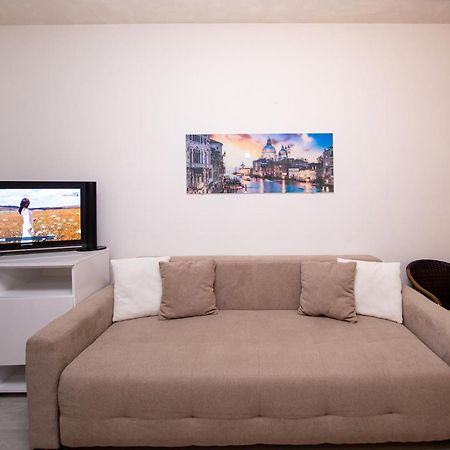 Apartment Studio Premier Rafajlovići Exterior foto